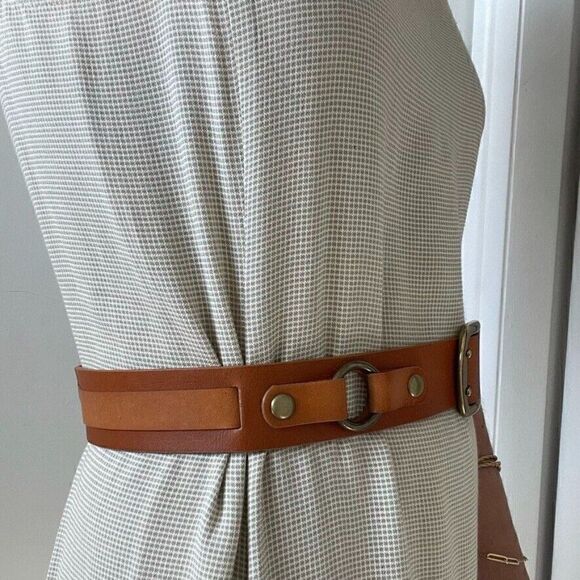 Womens Brown Leather Brass Buckle Minimalist Hippie Modern Equestrian Belt Sz L
